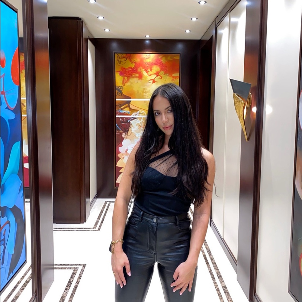 Meet your Posher, Gianna